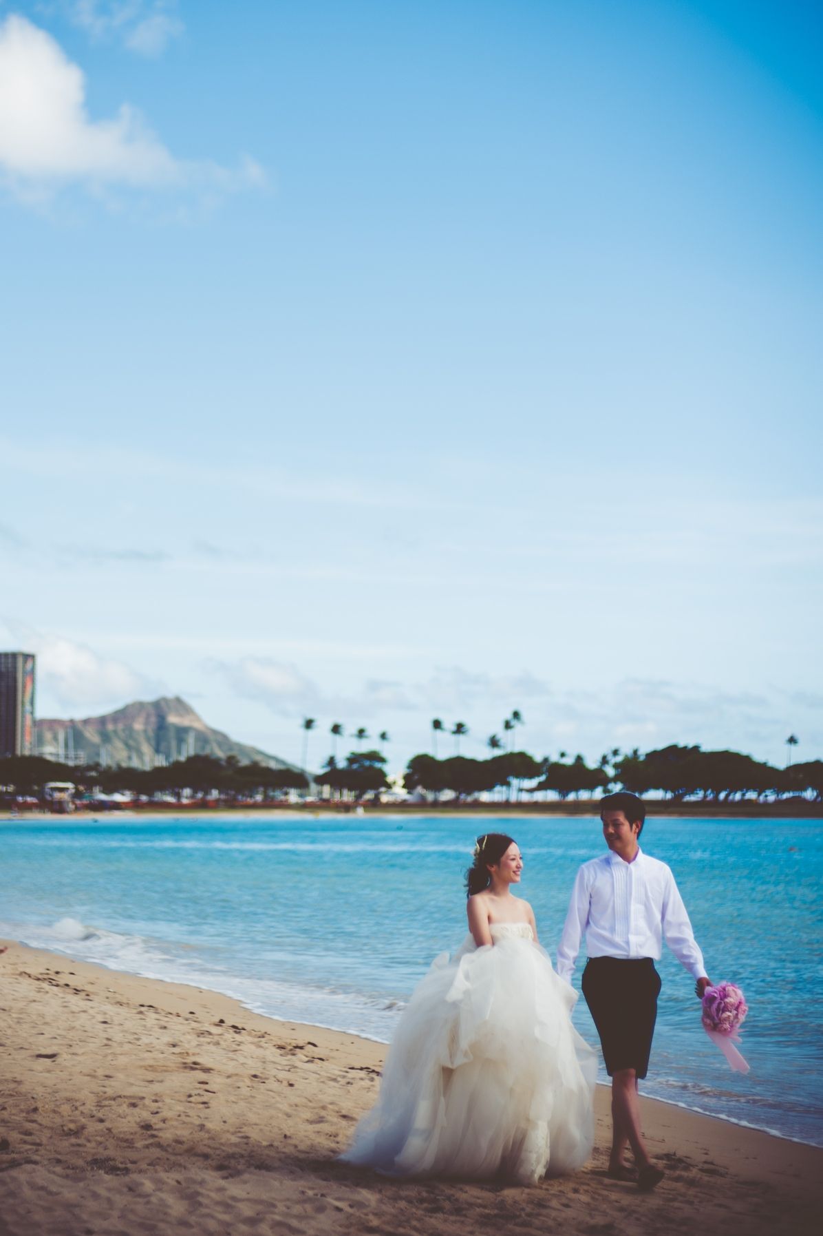 グアム Or ハワイ 結婚式するならどっちがいい 費用や時期 魅力を比較してみた 結婚式準備はウェディングニュース