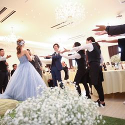 先輩花嫁emiri Wedding1111さんのサプライズ フラッシュモブのアルバム写真まとめ ウェディングニュースブライズ