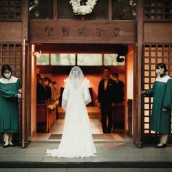 星野リゾート 軽井沢ホテルブレストンコートで挙げたris_1029_wedさんの結婚披露宴・挙式カバー写真1枚目
