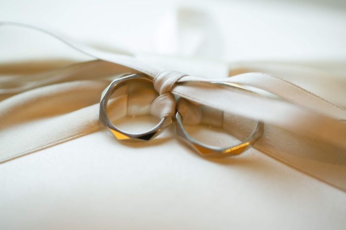 ブシュロンは重ね付けが楽しめる大人上品な結婚指輪 口コミあり 結婚式準備はウェディングニュース