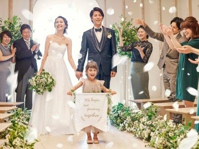 小さな結婚式２５周年記念フェア｜来年の春婚がお得に叶います