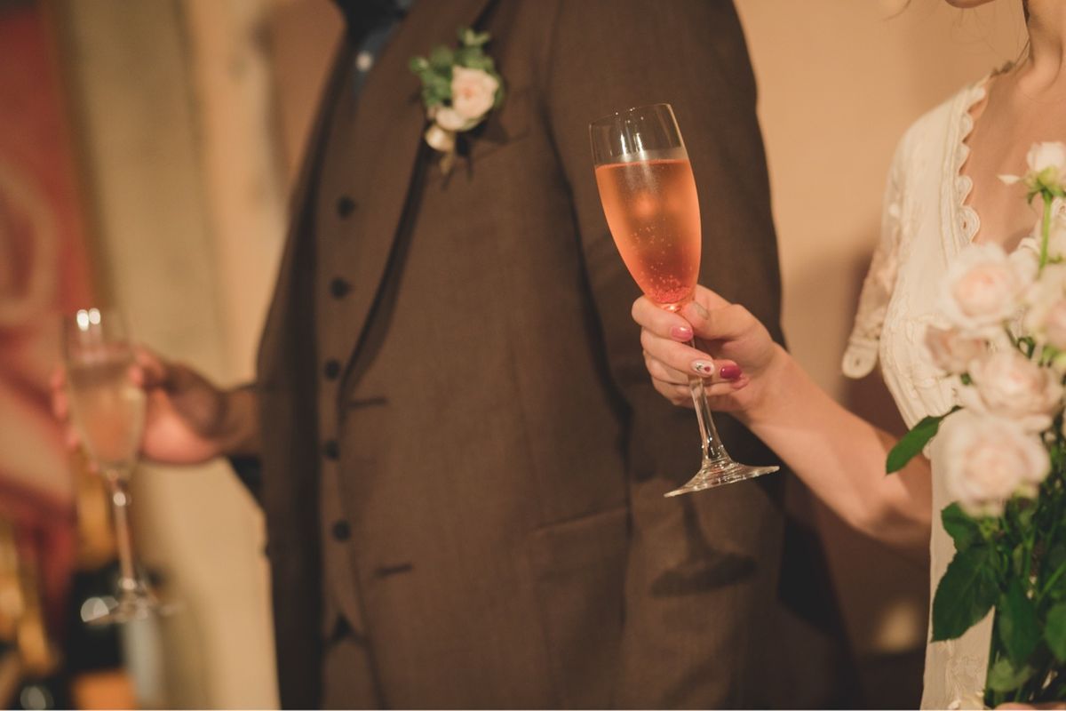 結婚式の二次会 費用で諦めてませんか 本当にかかるのは 円だけ 結婚式準備はウェディングニュース