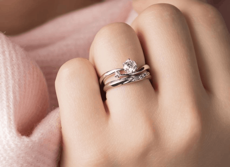 婚約指輪は一緒に選ぶ ふたりで購入するコツを花嫁にガチ調査 結婚式準備はウェディングニュース
