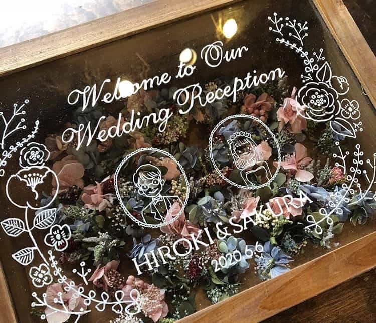 ナチュラル可愛い お花を詰め込んだウェルカムボードデザイン10選 結婚式準備はウェディングニュース