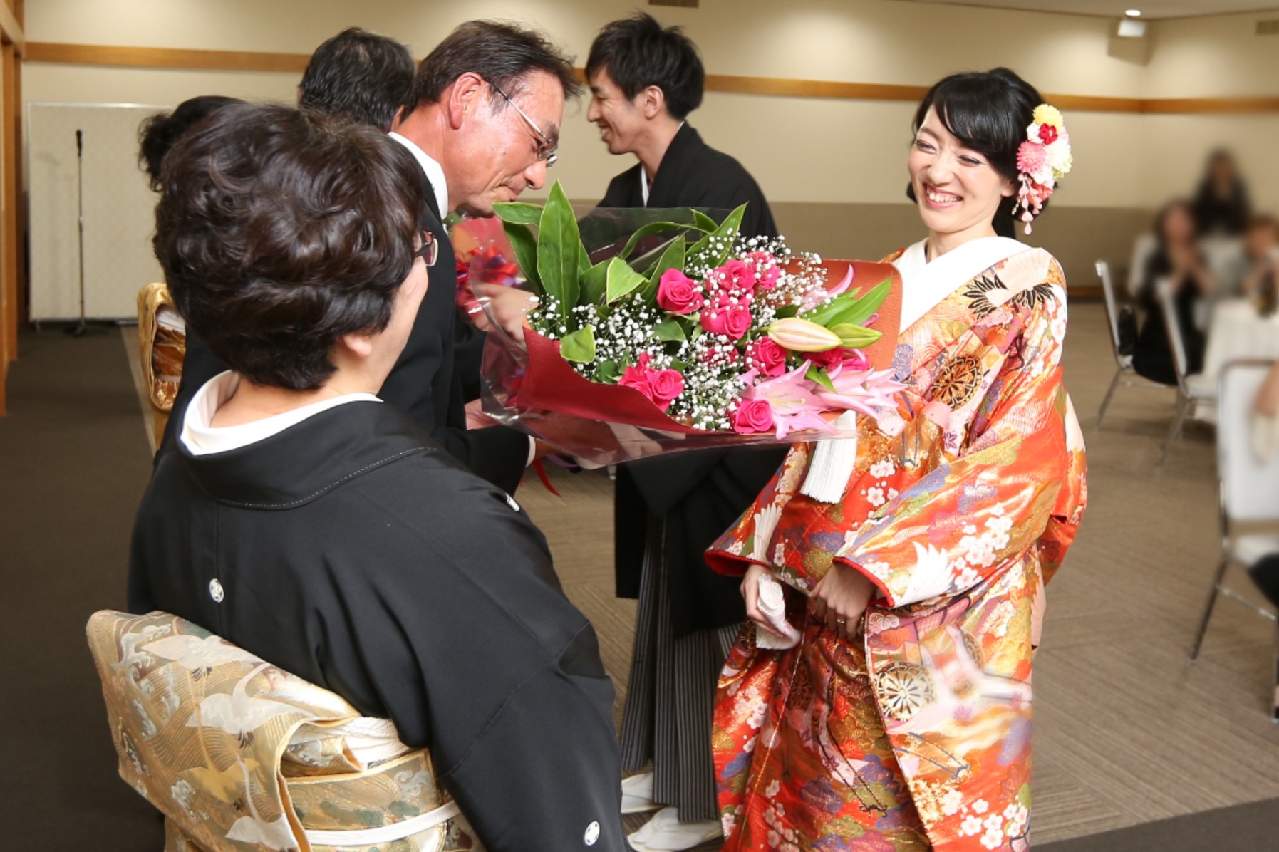 伊奈波神社で結婚式 結婚式場探しはウェディングニュース