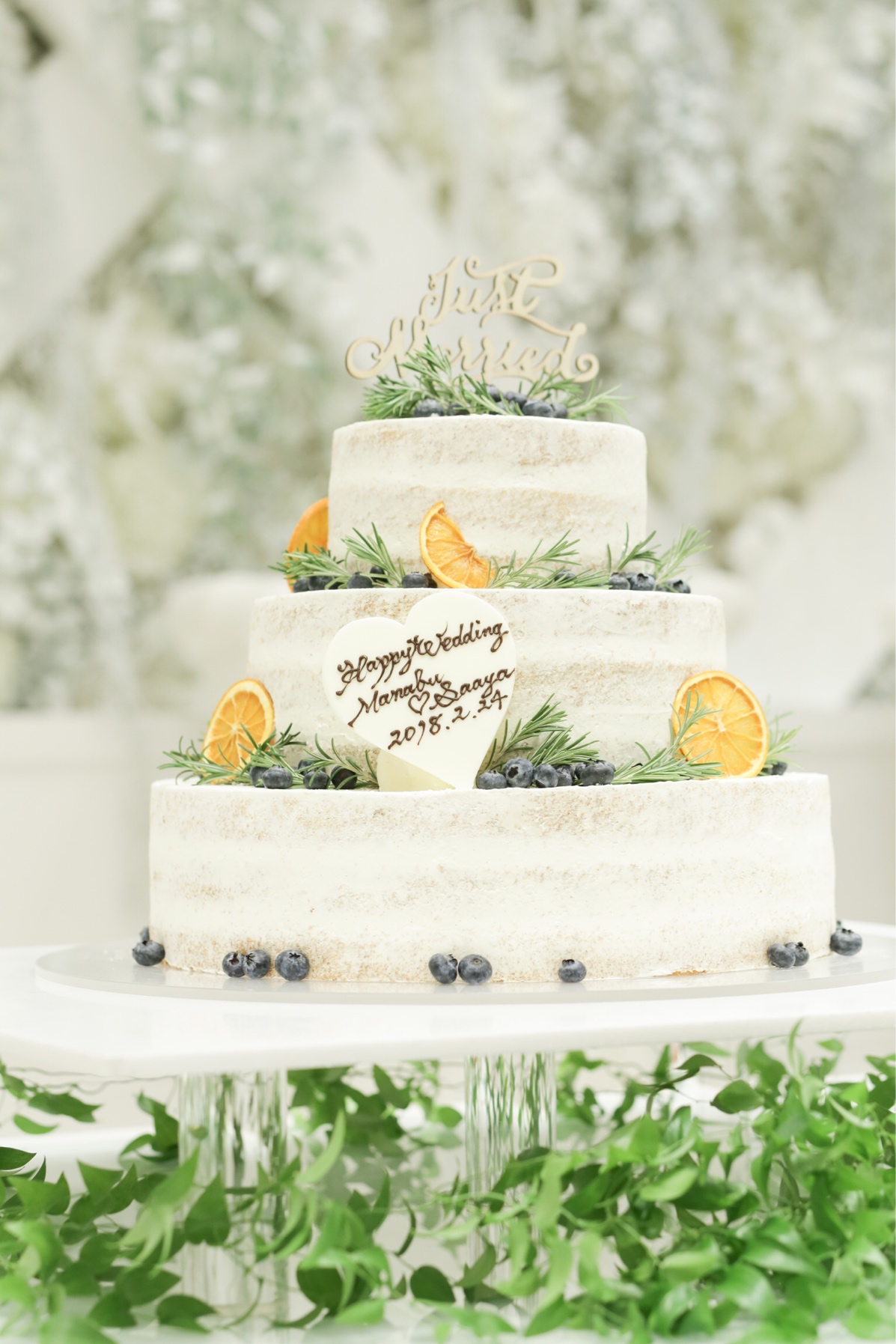 料理 ウェディングケーキの実例写真 4枚 アルカンシエル Luxe Mariage大阪 結婚式場探しはウェディングニュース